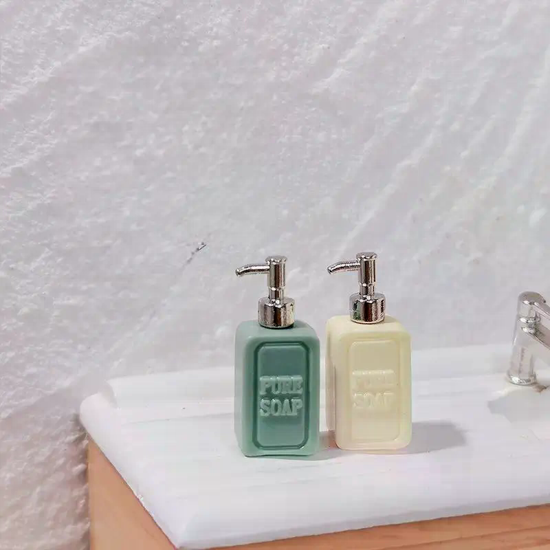 4Pcs Miniature Soap Dispenser  - Model Kit Fantasy recension och pris